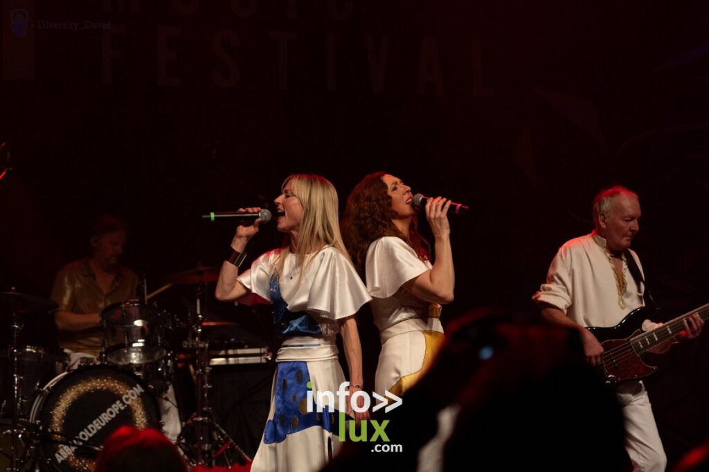 Wavre > Concert > Night Fever > Photos