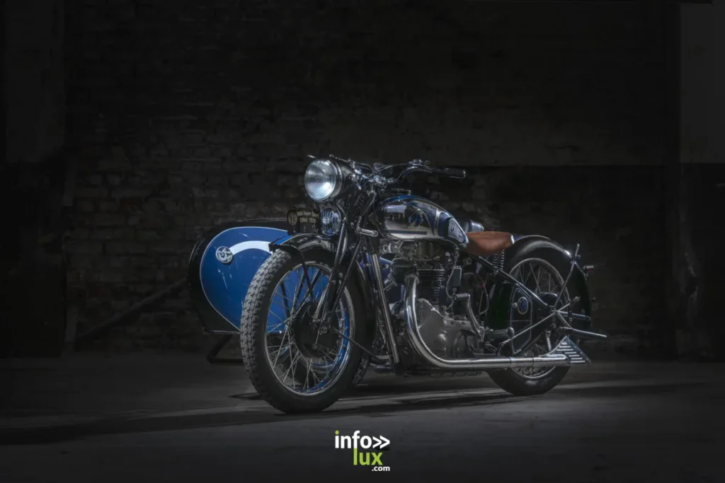 Bastogne célèbre la Commémoration du Circuit des Ardennes avec un hommage exceptionnel à la Fabrique Nationale et au génie mécanique belge.