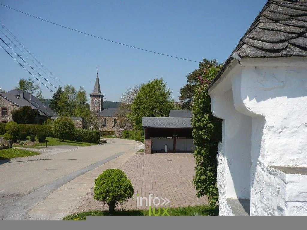 La chapelle ouverte du Carrefour de Vaux-Chavanne