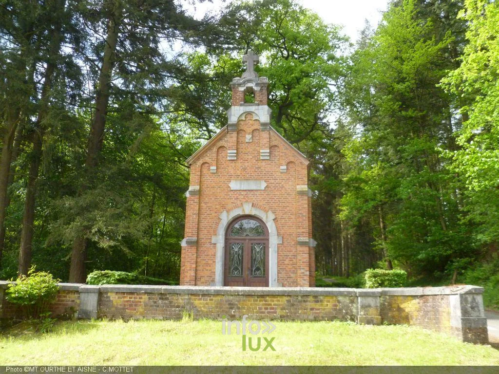 La chapelle de carrefour d'Amonines
