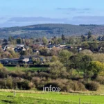 Le village de Wellin vu du point de vue de la Marlière