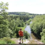 Le méandre de la Semois au pied de la Roche de l'Écureuil à Chiny