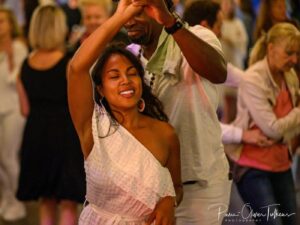 Soirée latino à la Ferme de Mont-Saint-Jean 2026